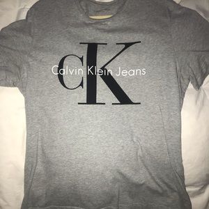 GRAY RETRO CALVIN KLEIN LOGO T SHIRT
